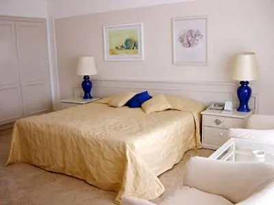 Kiris World Hotel 3*